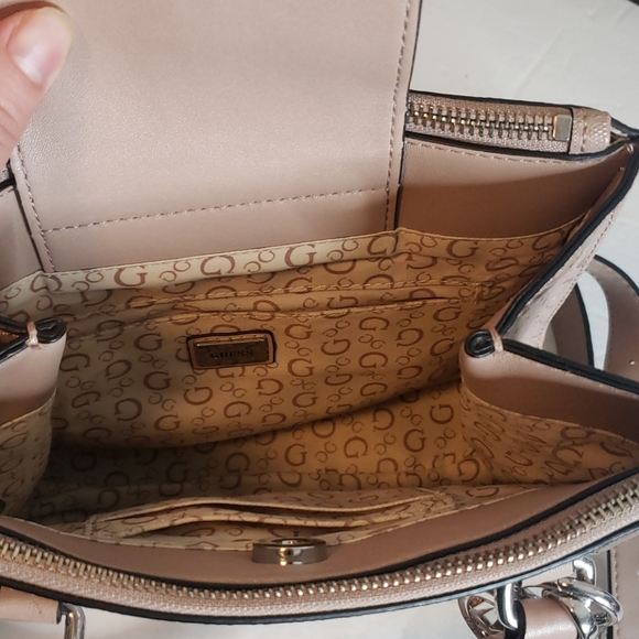 Guess Beige Cream Shoulder Bag - Picture 8 of 10